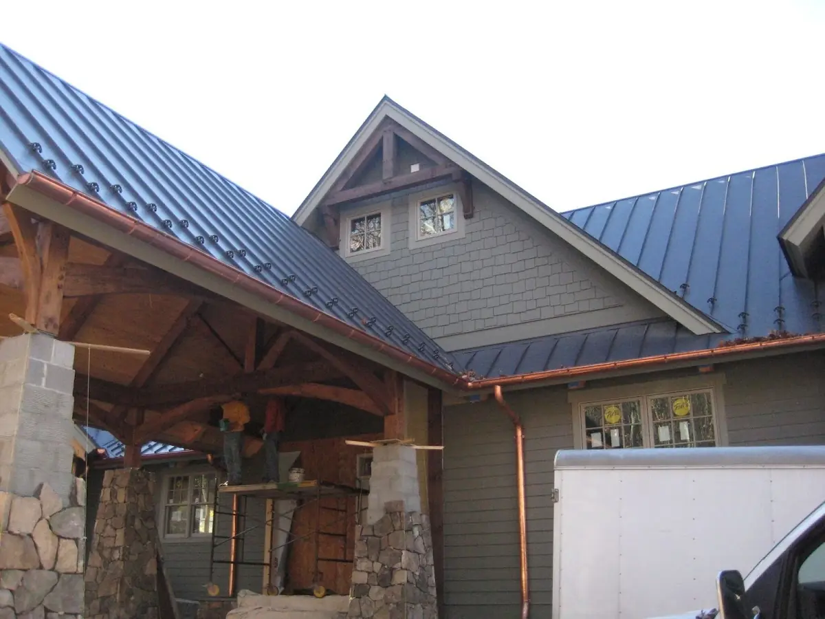 Craftsman Roofing team delivering quality roofing work in Darien